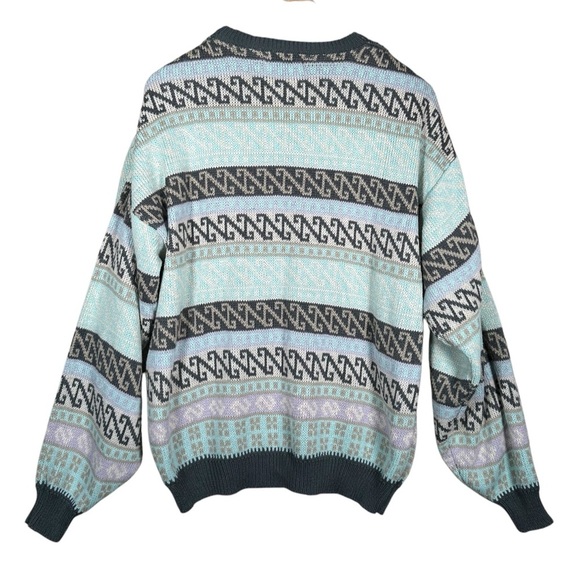 VINTAGE Retro Knit Crewneck Sweater - Picture 2 of 7